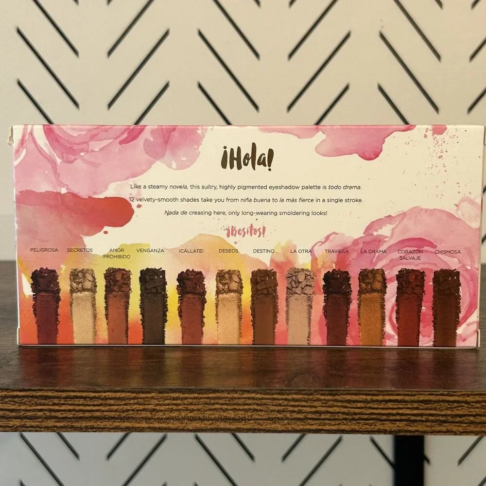 NEW Mia del Mar Novelera Eyeshadow Palette Dual Ended Brush  Vegan Festival